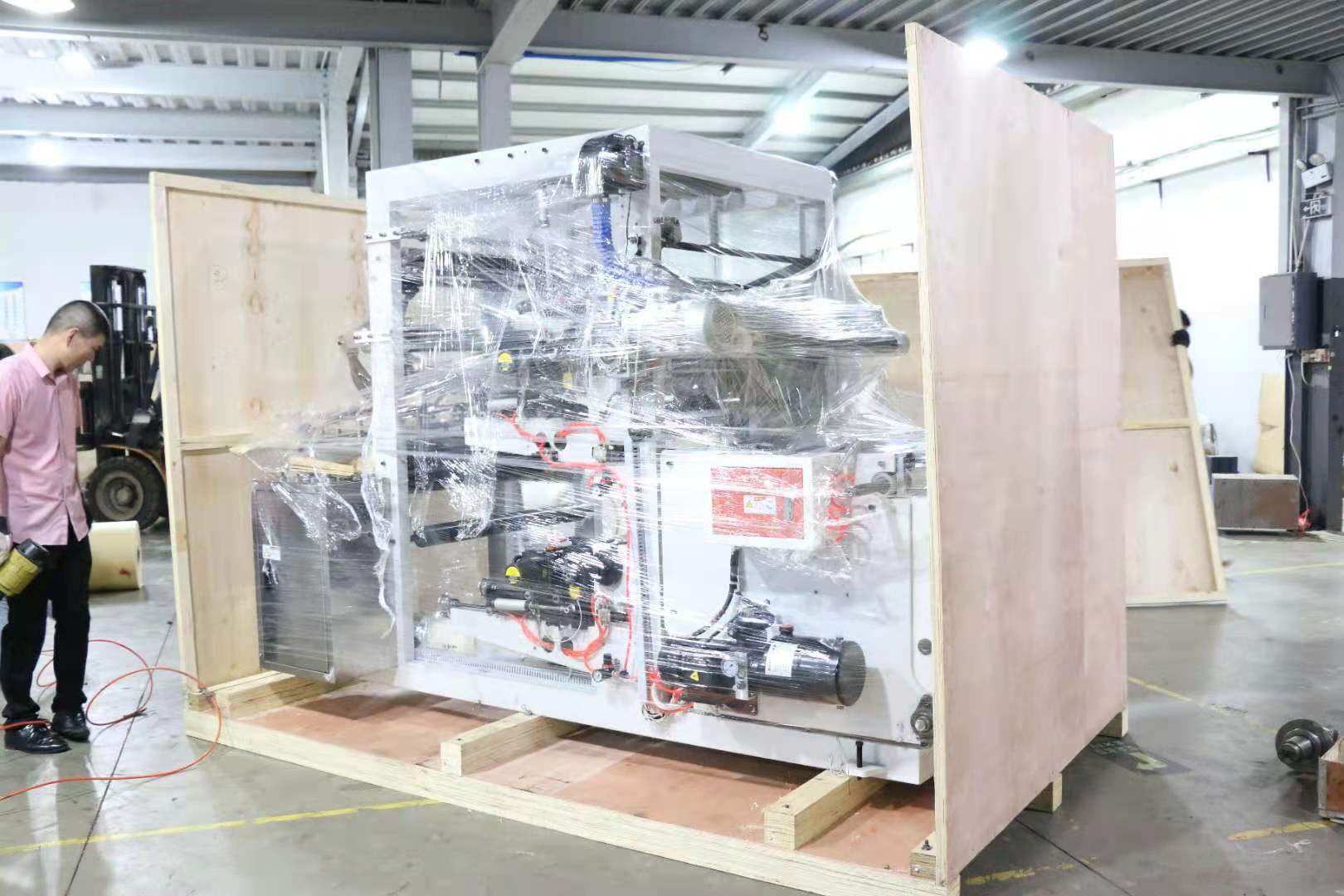 High quality Paper Die Cutting machine lunch box die cutting machine