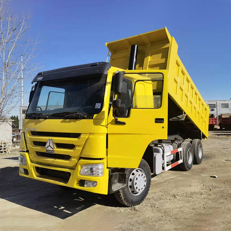 Used HOWO 8*4 Heavy-duty Dump Truck Tipper Truck Dumper 12.00R20 18PR in LHD SINO