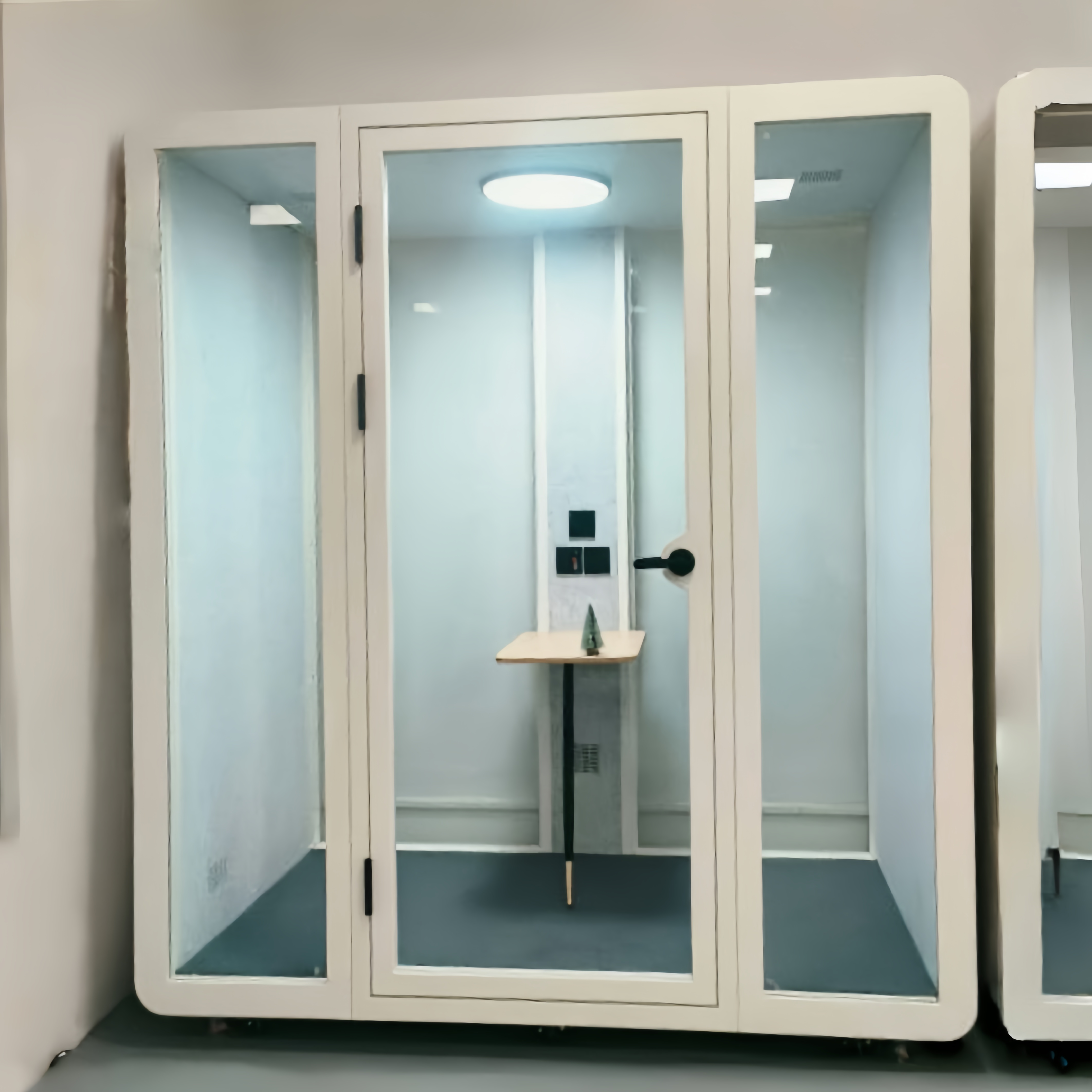 Customizable Soundproof Booth with High Soundproofing Level and Modern Design