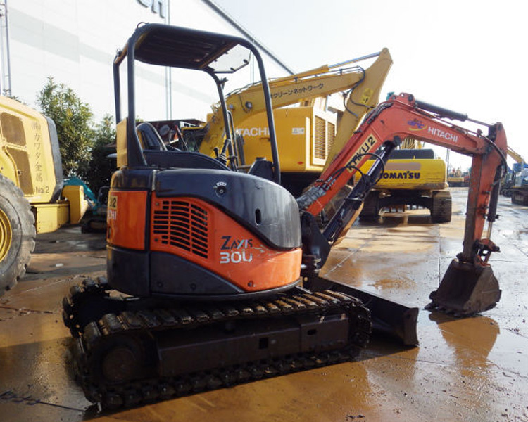 Normal Rotate Hitachi ZX30 Excavator ZX30U Mini Bager Drilling and Milling Machine