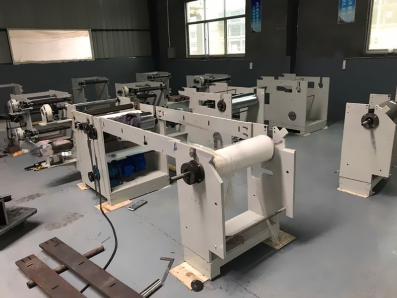 Economical Rewinder Only One Operator For Adhesive PE Film Tape