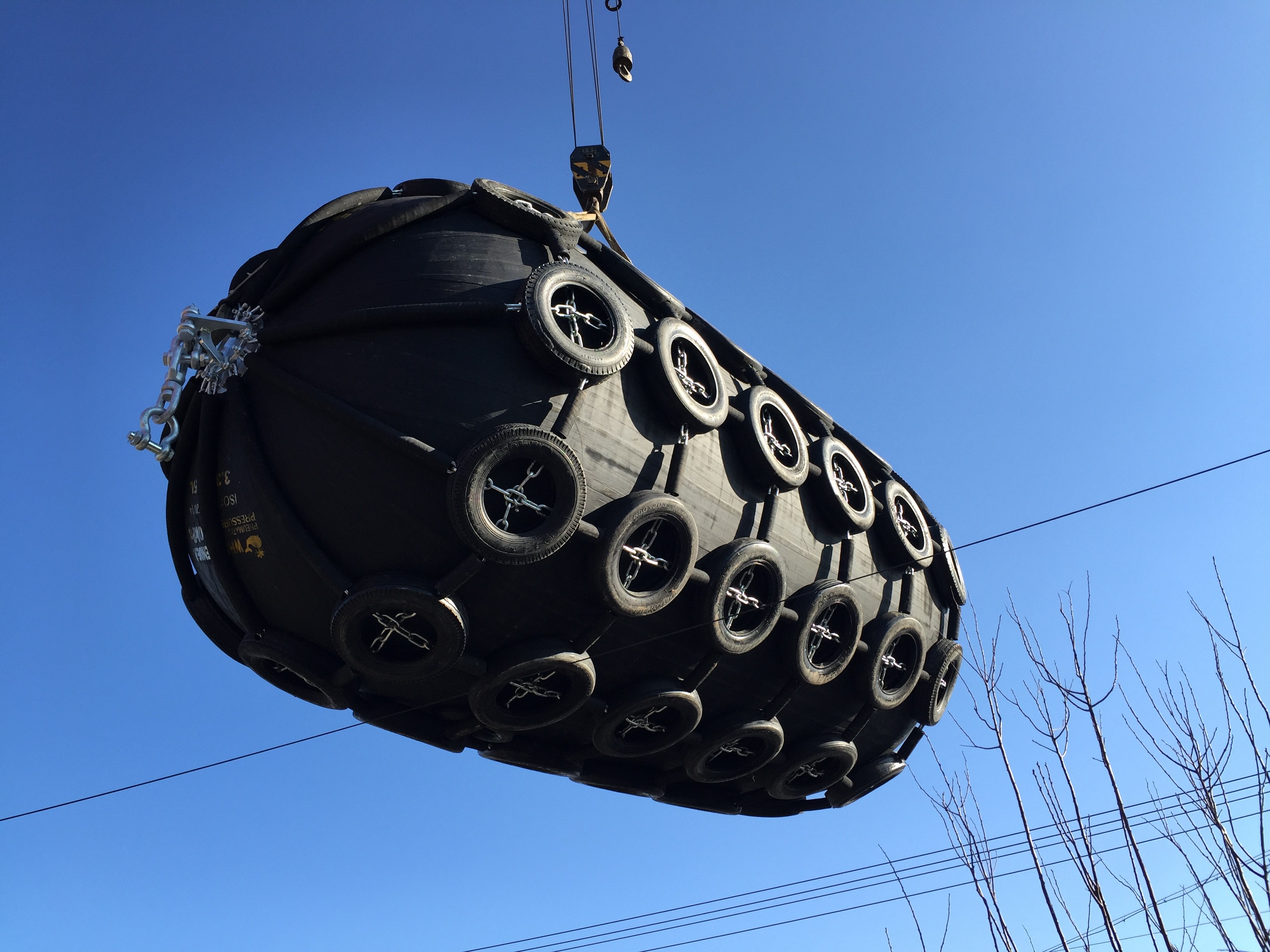 50kpa 3.3D*6.5L Yokohama Rubber Fender d type cylinder Shape