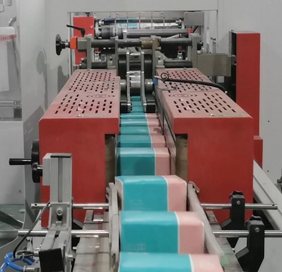 Smart Napkin Packaging Machine CE Certification Automatic Facial Tissue Making Machine