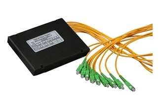 Safety PLC Optical Splitter , Digital Optical Cable Splitter 0.35 DB Typical Flatness