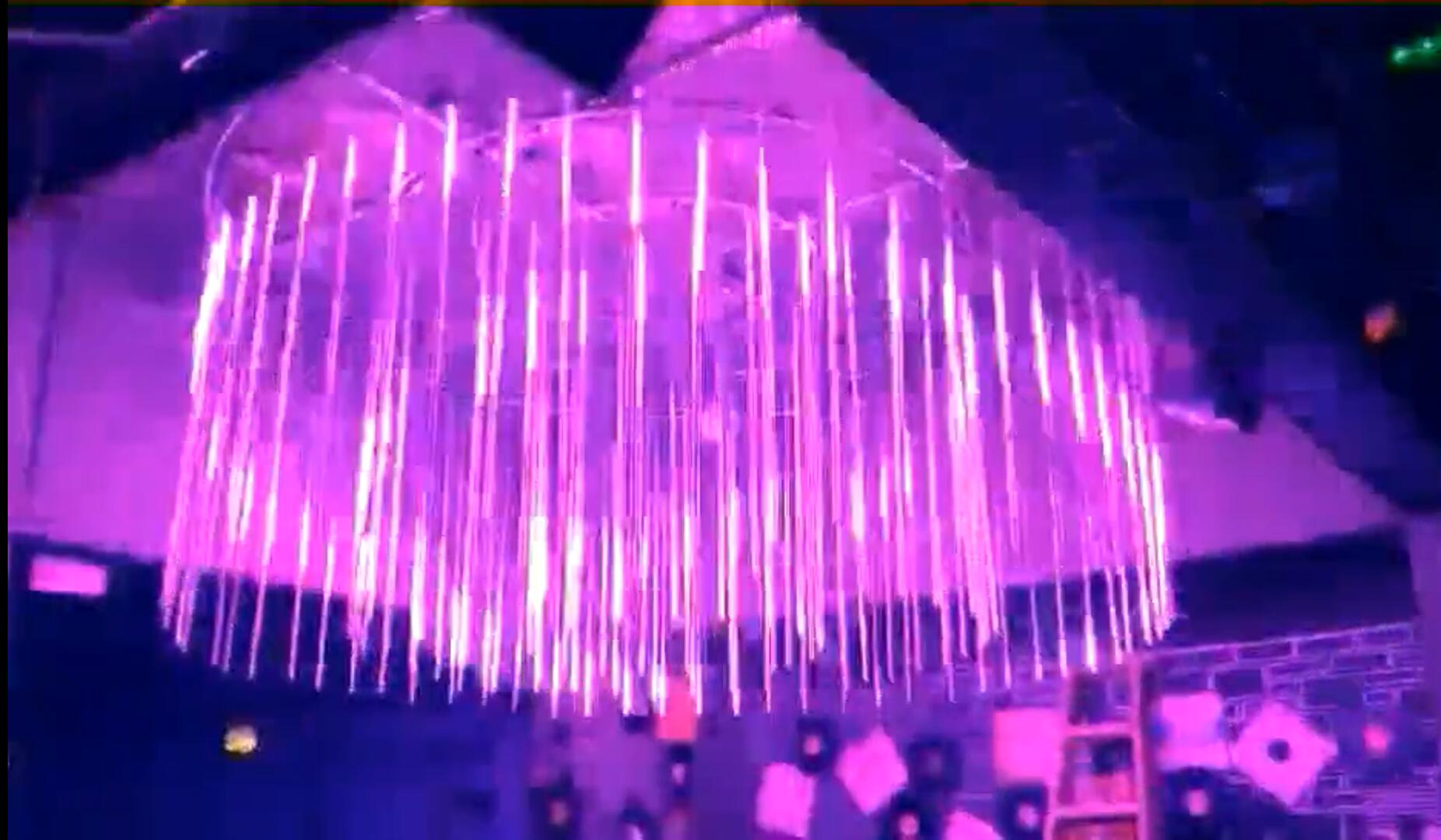 Dmx 3d Meteor Tube Vertical Kinetic Led Pixel Tube for Interior Decoration