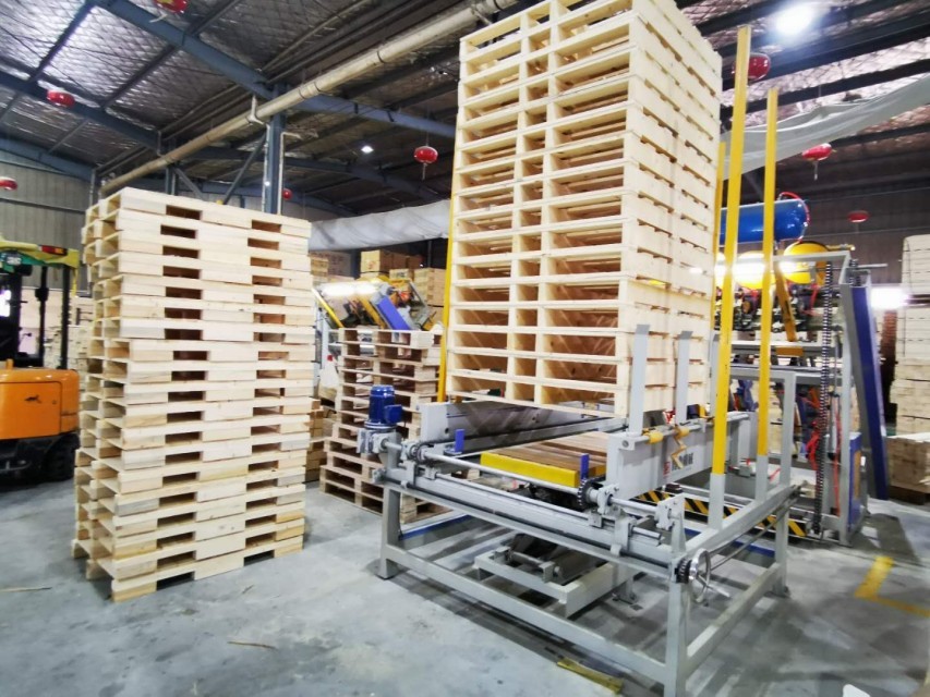 Best quality Wood Pallet Notching Machine / Wood Pallet Groove Stringers Notcher