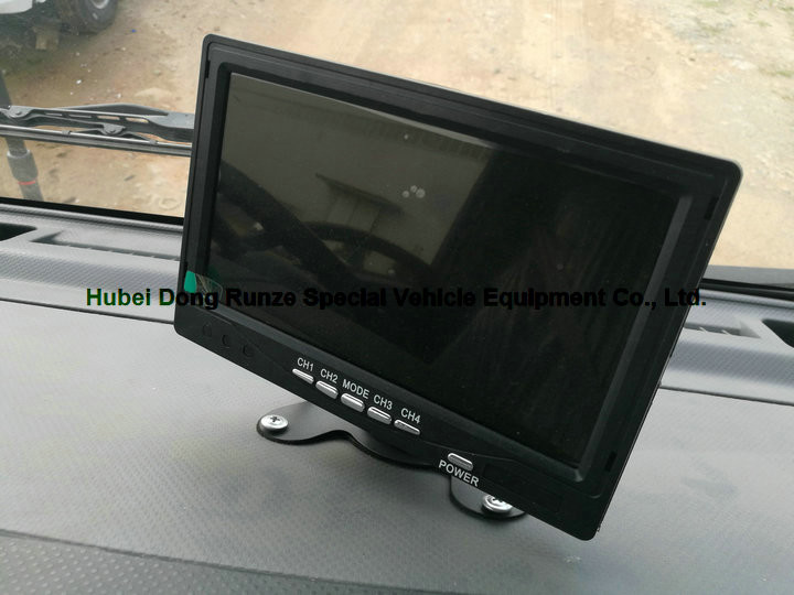 Multifunctional ISUZU Road Cleaning Truck , Vacuum Broom Sweeper Truck