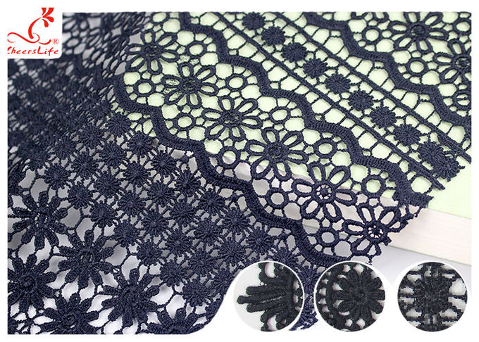 120CM Width Eco Dyeing Black Lace Fabric With Floral Pattern High Color Fastness