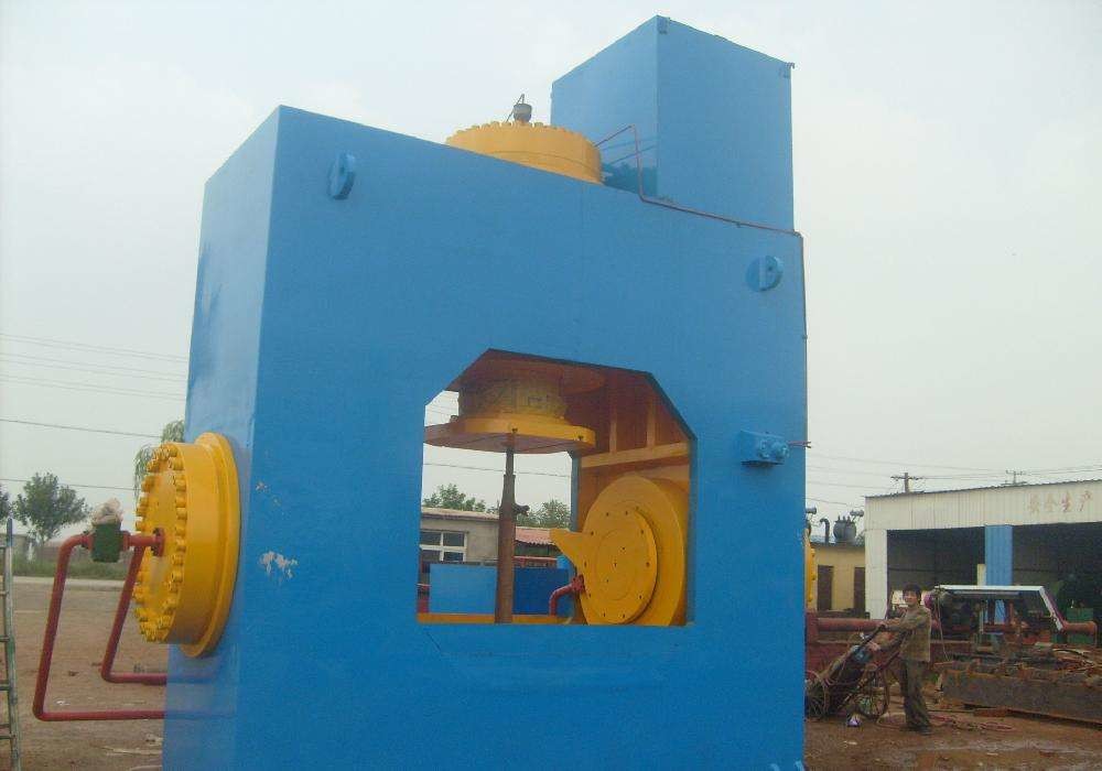 Seamless Tee Cold Forming Machine 30Kw With High Working Efficiency