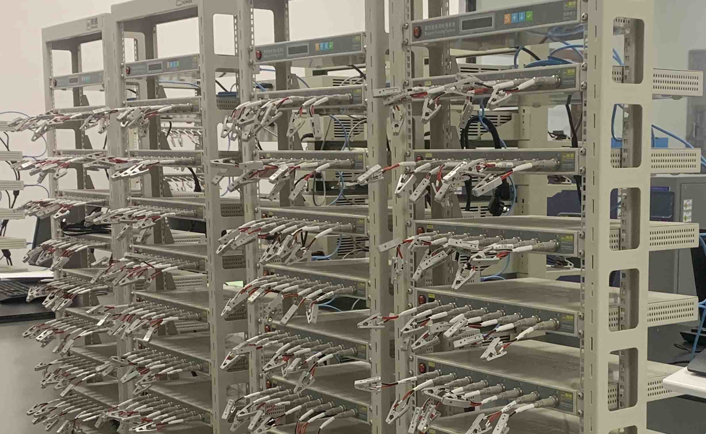 5uA Electrodes Battery Cell Cycler 80 Channel Cycler Per Rack