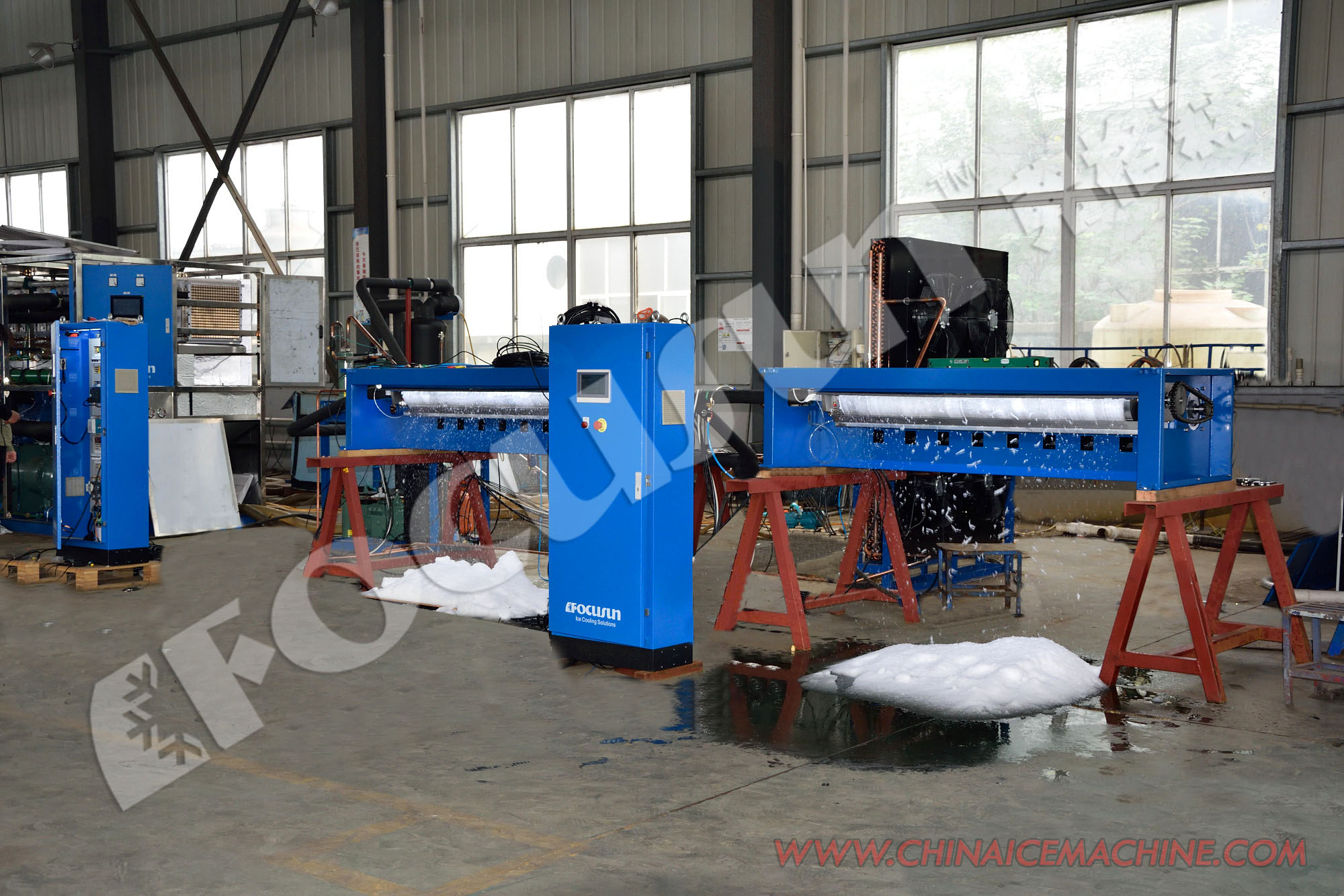 600KG/24H Gran capacidad maquina de nieve artificial snow making machine con compresor 5kw