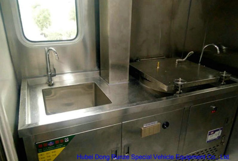 High Reliability Dongfeng Outdoor Camping Vehicle With High Space Utilization