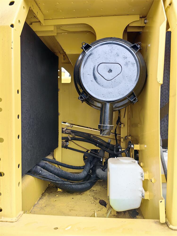 2022 Year Model Used Komatsu PC200-8 Excavator in Japan and Original Hydraulic Pump