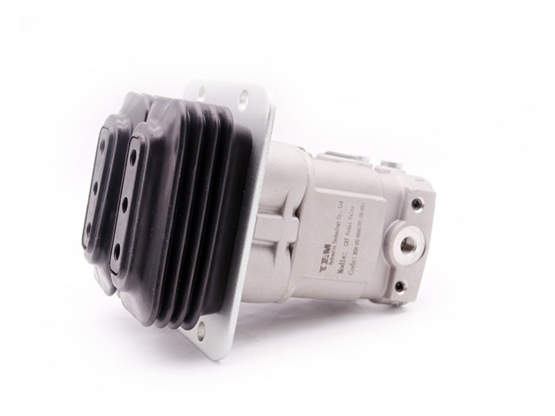 Excavator Spare Part Pilot Pedal Valve Original Part 320c 320d