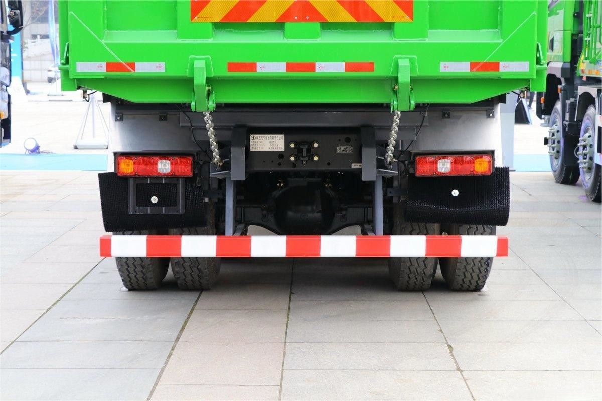 460HP 8X4 8m Extended Flat Top Large Cargo Box Weichai Shacman X3000 Model Dump Heavy Truck