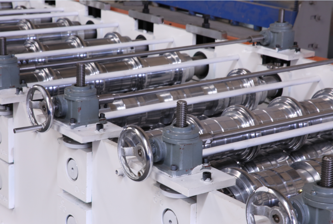 Body Frame Roof Panel Machine Steel Material Thickness 0.3-0.8 With 24- Step