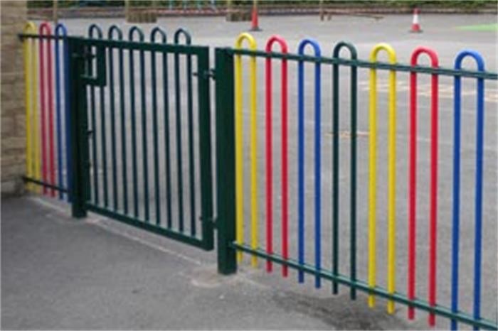 Playground Decorative Steel Palisade Fencing Bow / Roll Top European Standards