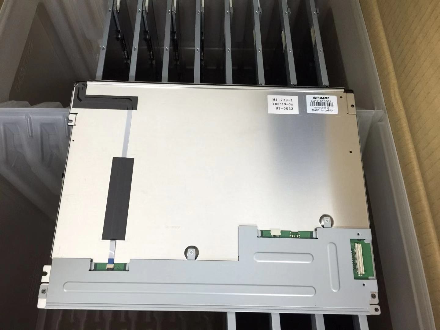 LQ121S1DG81 Sharp 12.1" LCM 800×600RGB 450cd/m² INDUSTRIAL LCD DISPLAY