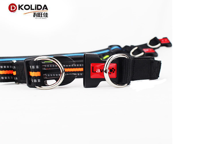 PU Leather Adjustable Dog Collar Nylon Material 150g With Black Color
