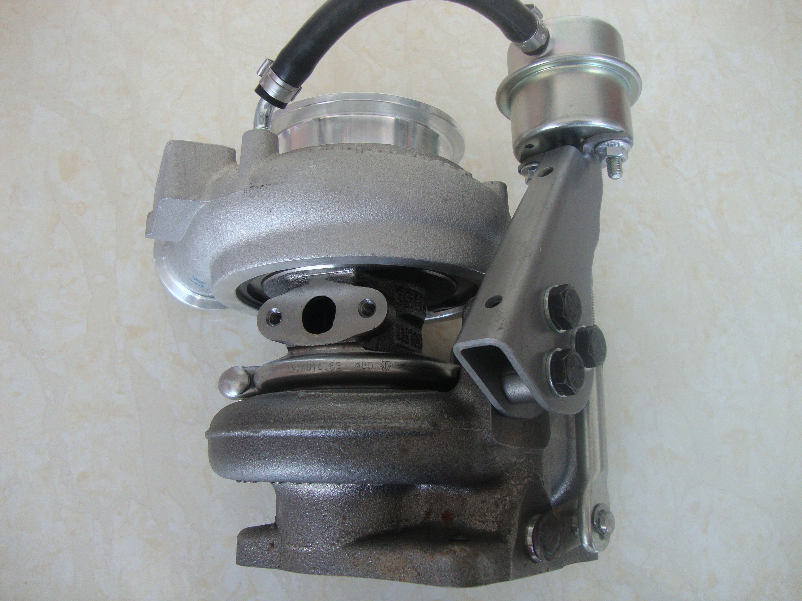 ISF3.8 Auman Truck Diesel Engine Spare Parts HE200WG New Genuine Turbocharger Kit 3785294 3785293