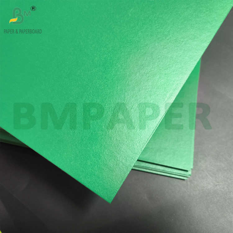 Glossy Laminated Green Paperboard Grey Back 1.2mm 1.4mm For Folders