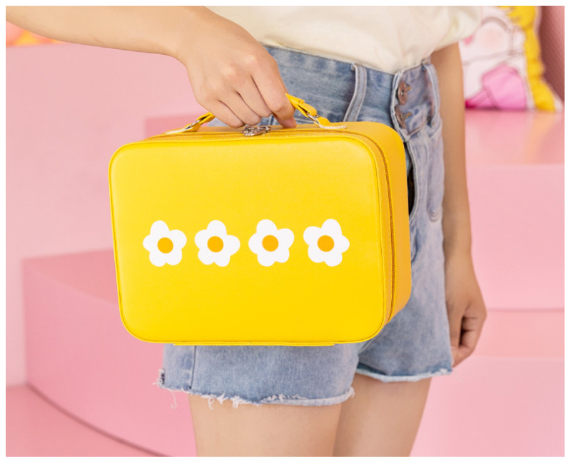 Multi Purpose Cosmetic Make Up Case For Weekend Trip