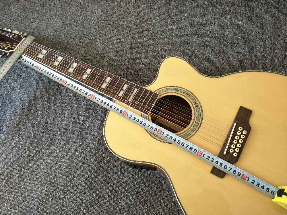 12 Strings Acoustic Guitar / guitar natural AAA Solid Spruce Body 43 inch Guitar Acoustic Fishman Pickups guitar
