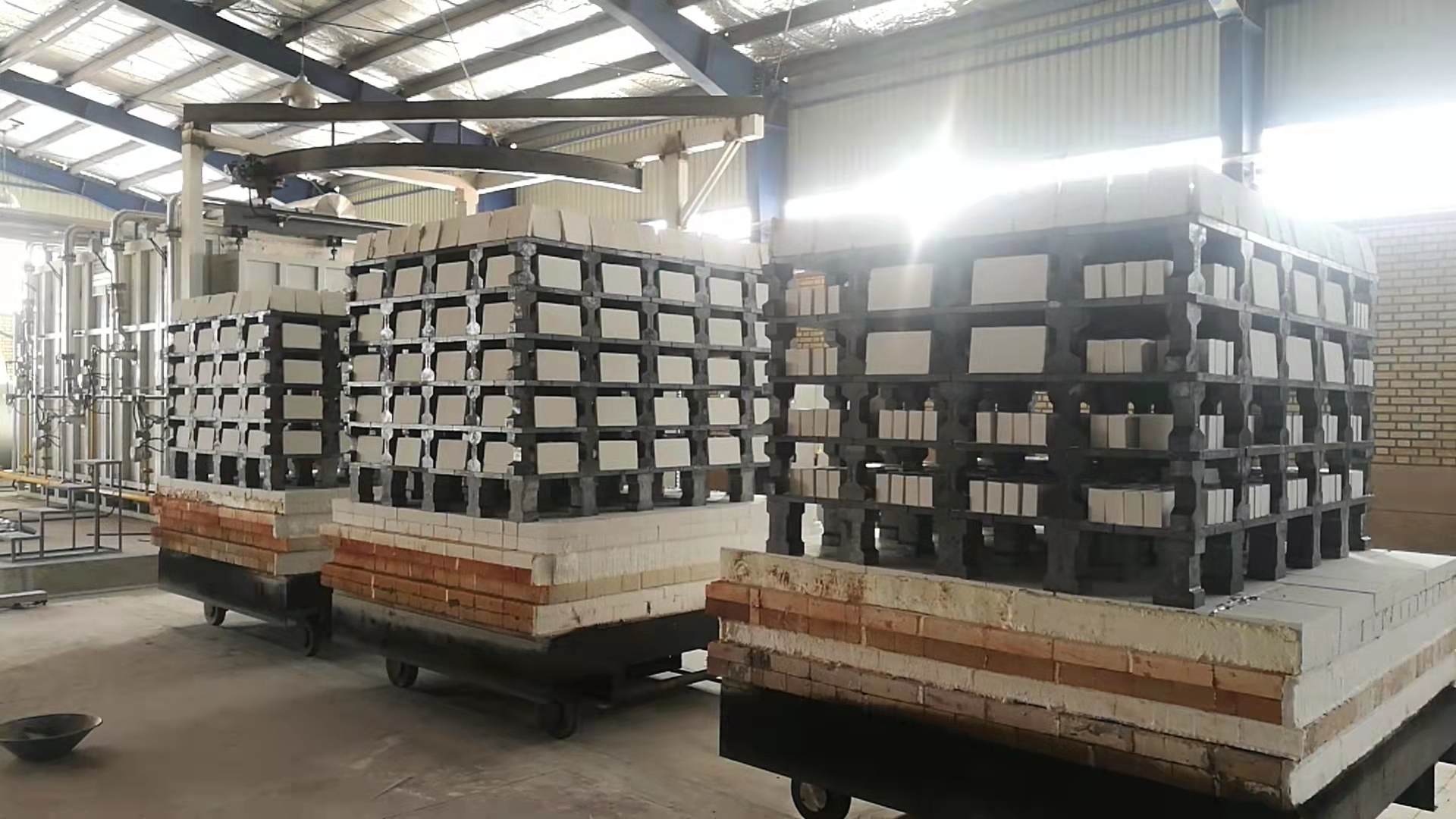 ZrO2 42% Content Fire Resistant Brick for High Alumina Refractory Block Customization