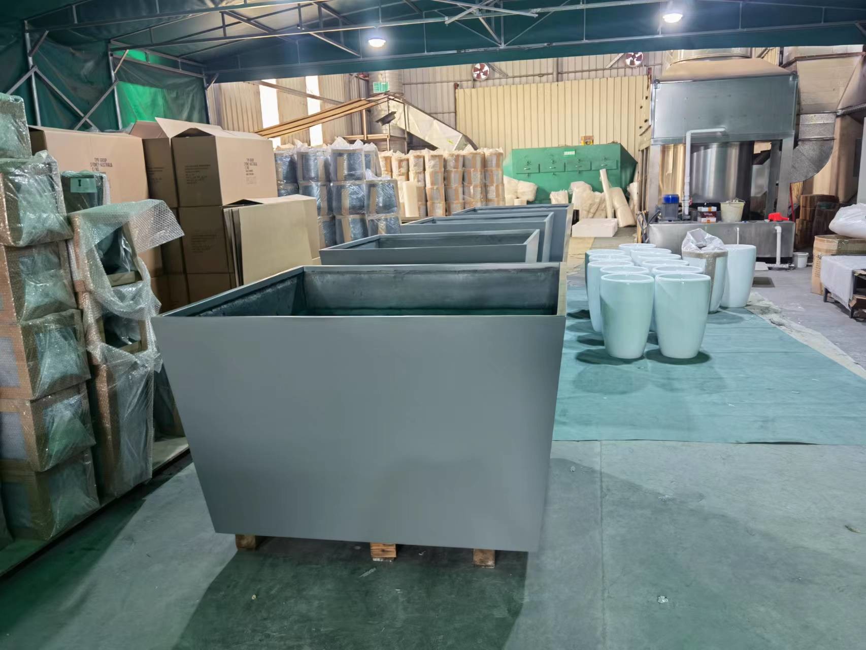 Garden Nursery Fiberglass Flower Pots GRP Large Planter Pots