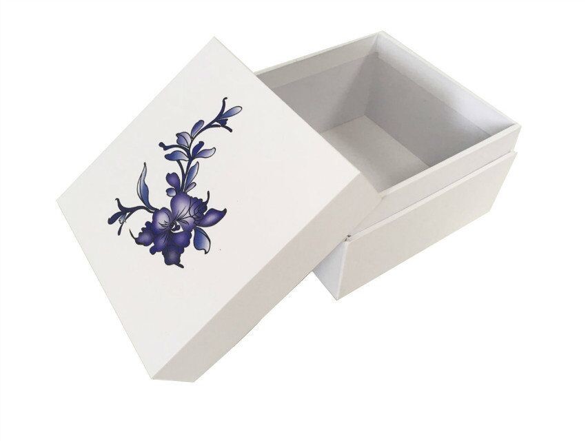 PMS Rigid Paper Boxes With Lid Base CMYK 2mm Lid and base and rectangle