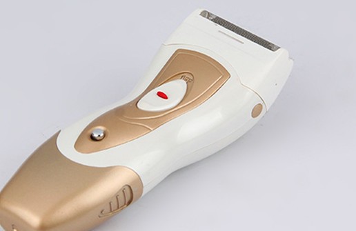 Rechargeable Twin Blade Wet And Dry Electric Razor For Beard Shaving