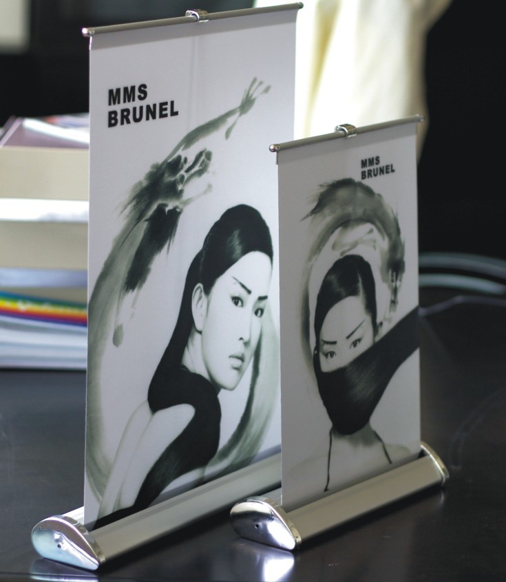 100% Aluminium Portable Retractable Mini A3 A4 Table Roll Up Banner Stand / Mini Desktop Rollup Stand Displays