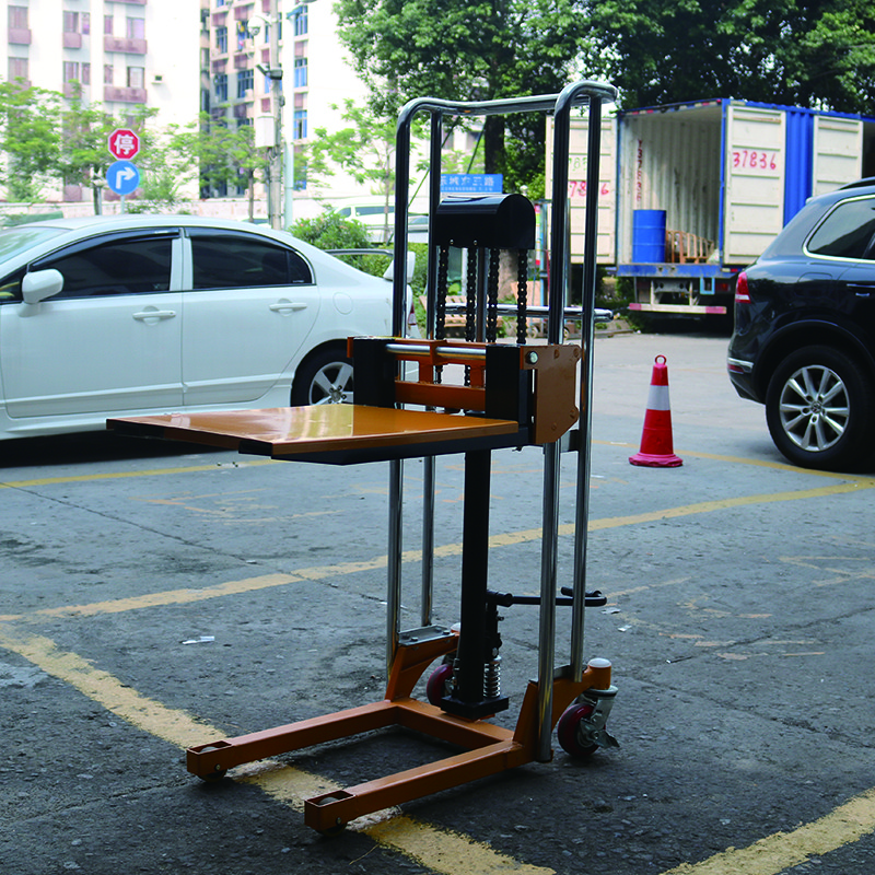 1.1 Meter Light Duty Forklift , Hydraulic Pallet Stacker With PU Wheels