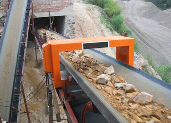 Video Outgoing-Inspection Industrial Conveyor System Metal Detector for Mining