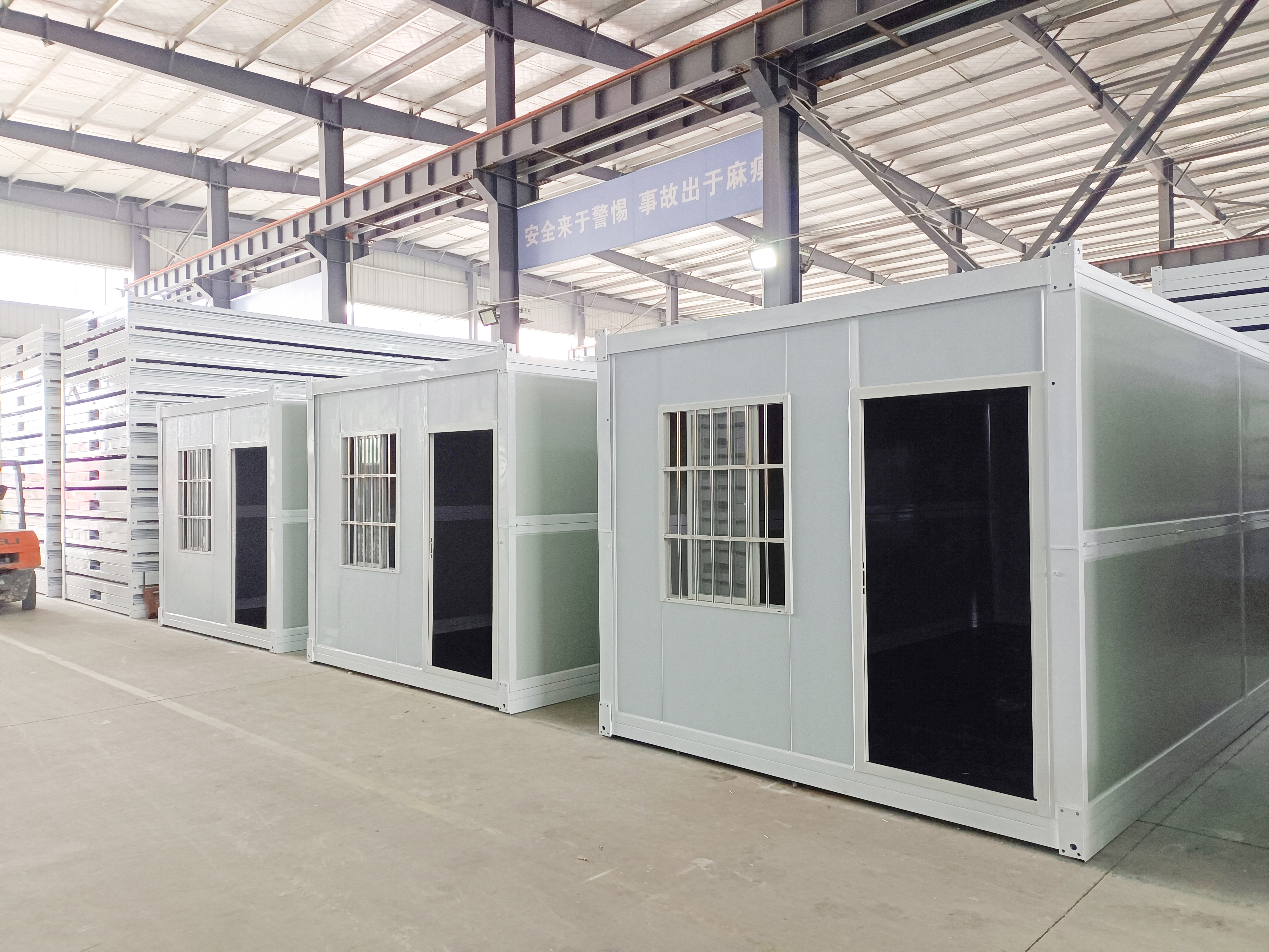 Flat Pack Shipping Container Homes With Steel Framed Metal Structure