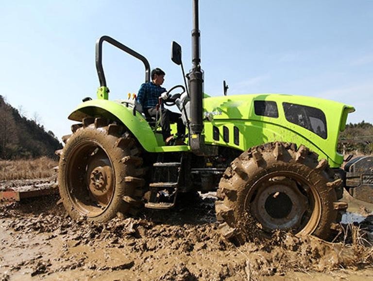 Multifunctional 90Hp Agricultural Tractor CE Agriculture Tractor Equipment