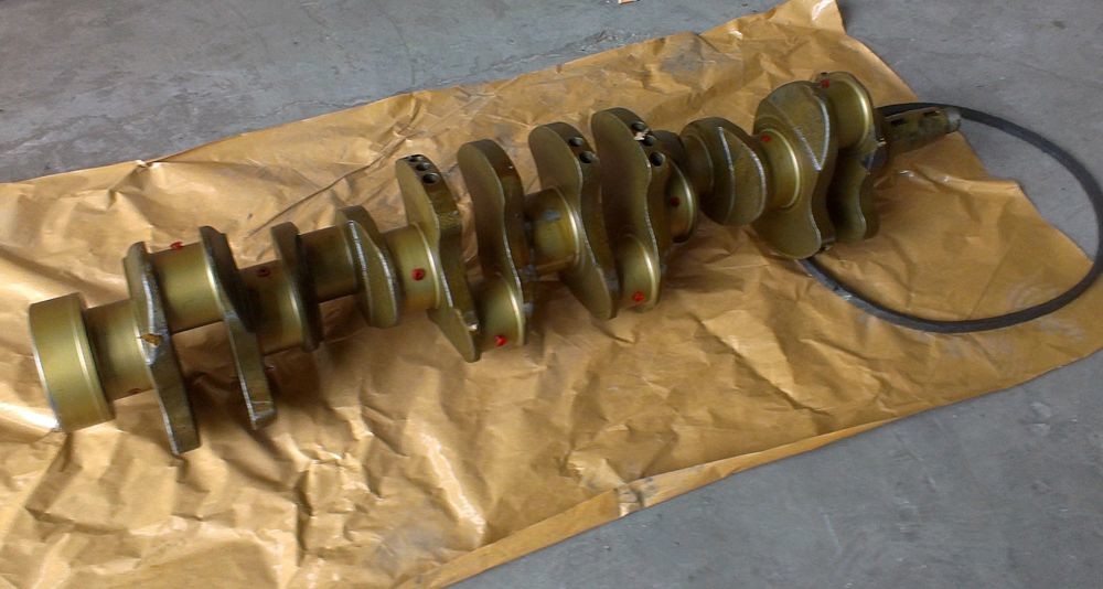 Nissan PF6T Engine Alloy Steel Part Crankshaft With Nut Head