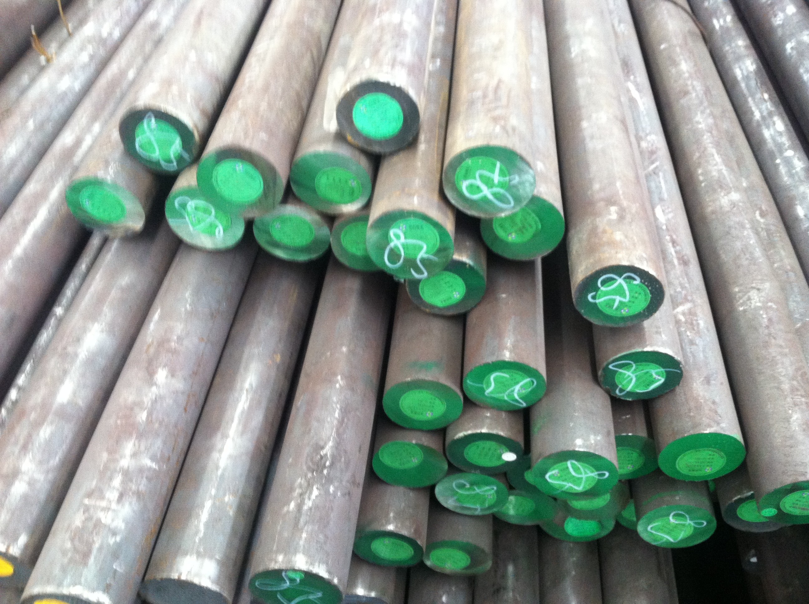 Tensile Strength Stainless Steel Round Bar S32205 With Corrosion Resistance