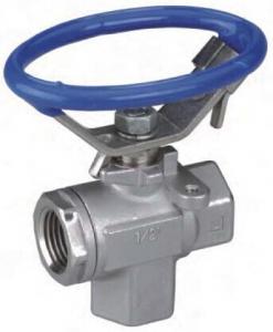 China Screwed End 1500WOG Flanged Ball Valve Blow - Out Proof Stem Design on sale