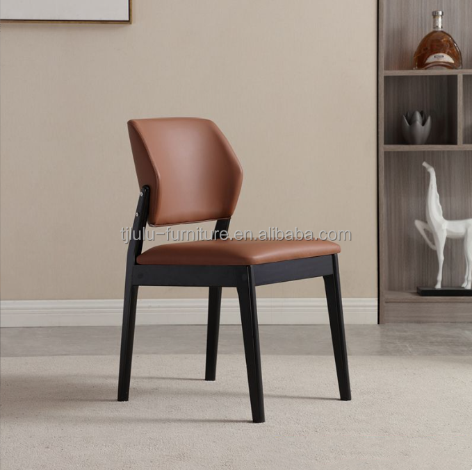 PU Leather Solid Wood Frame Nitrolacquer Finish Dinning Chair for Dinning Room Restaurant Living Room Furniture and Hotel