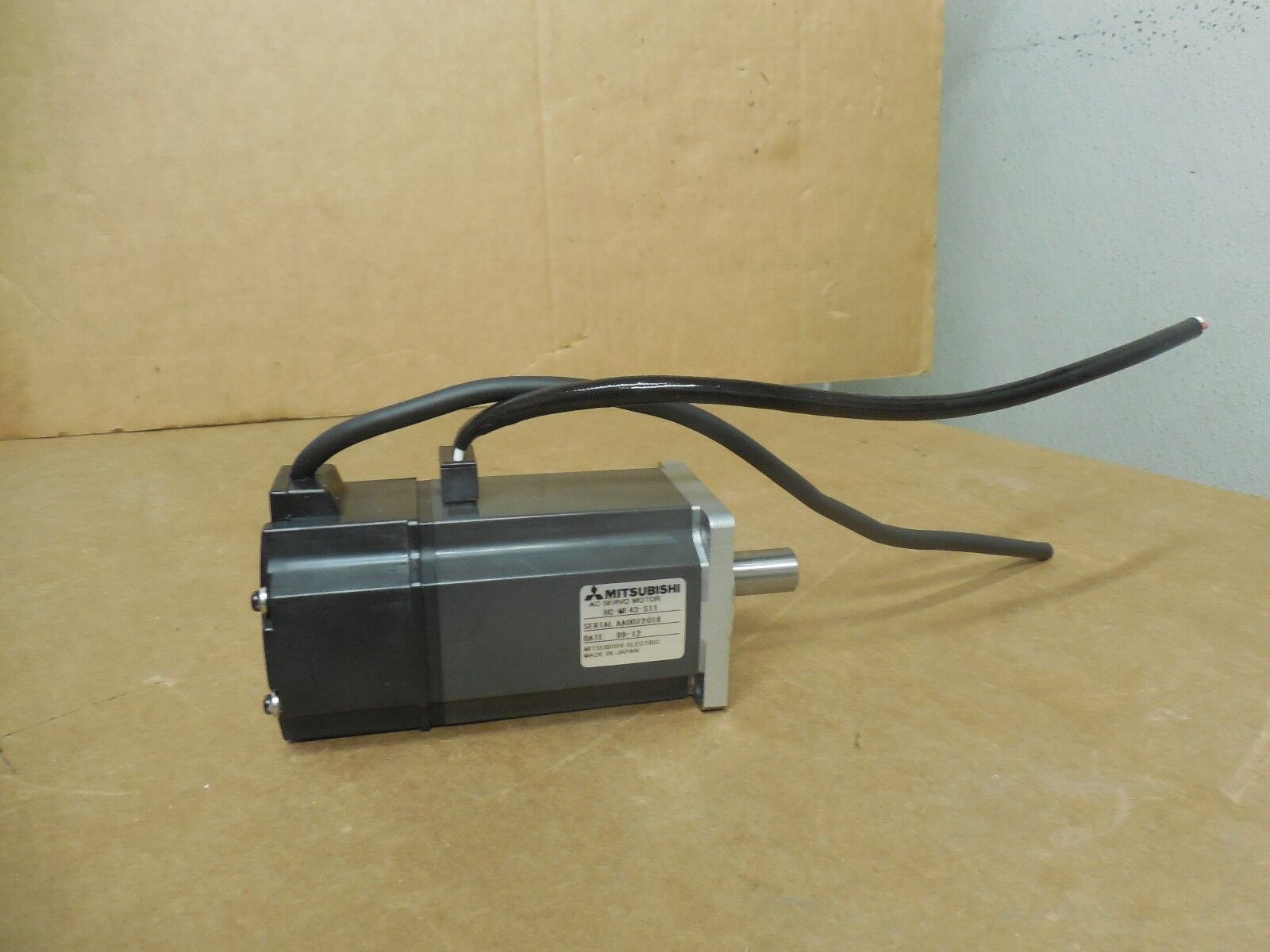 HC-MF43-S11 Mitsubishi HC-MF series digital control servo motor