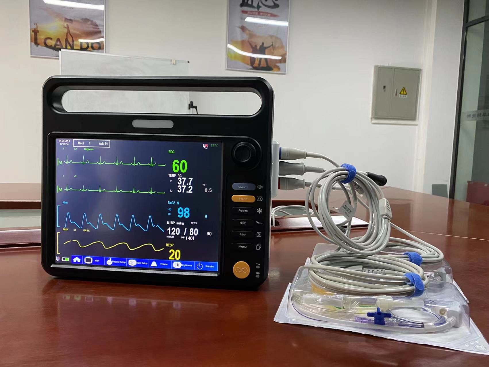 Cardiac Modular Patient Monitor 12.1" For Ambulance Emergency