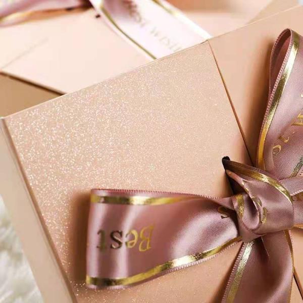 Environmental Paper Boxes with Magnetic Closure and Ribbon Custom Logo Gift Packaging