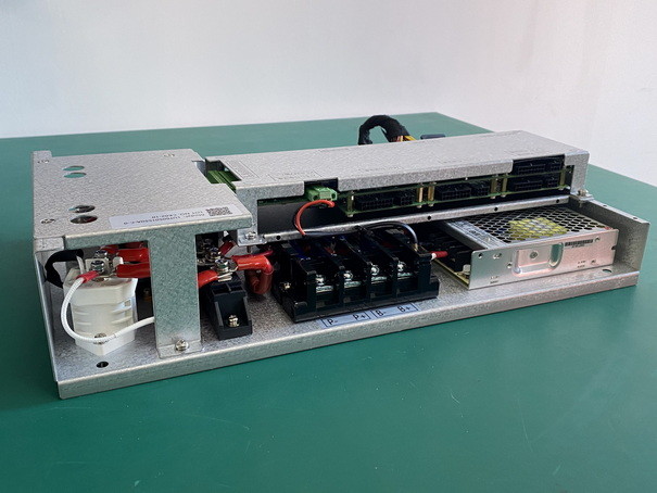 30S Integrated BMS 50A Discharge Current CAN RS485 LAN Dry Contact Communication Protocol