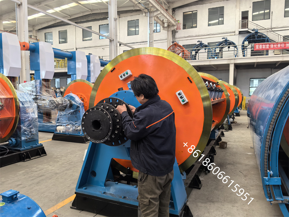Efficient Twisting Machine 380V Voltage Low Maintenance Rigid Strander