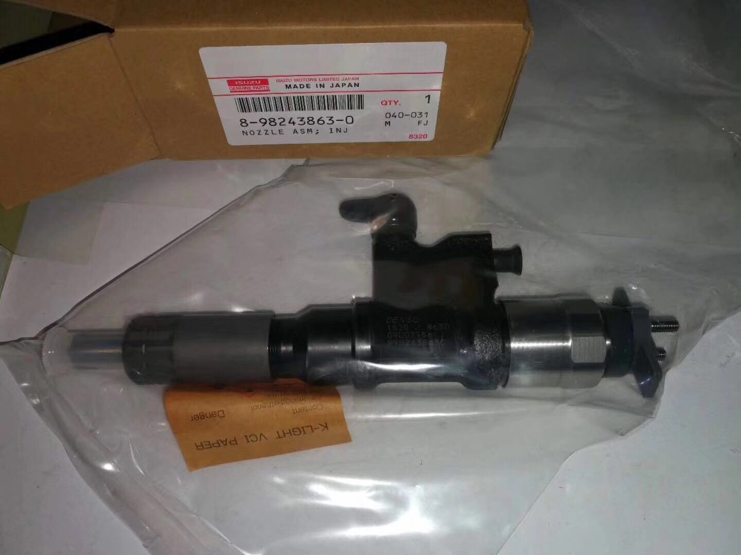 ISUZU 4HK1 INJECTOR NOZZLE ASSY FOR HITACHI EXCAVATOR ZX200-3 ZX240-3 8-98243863-0 8982438630