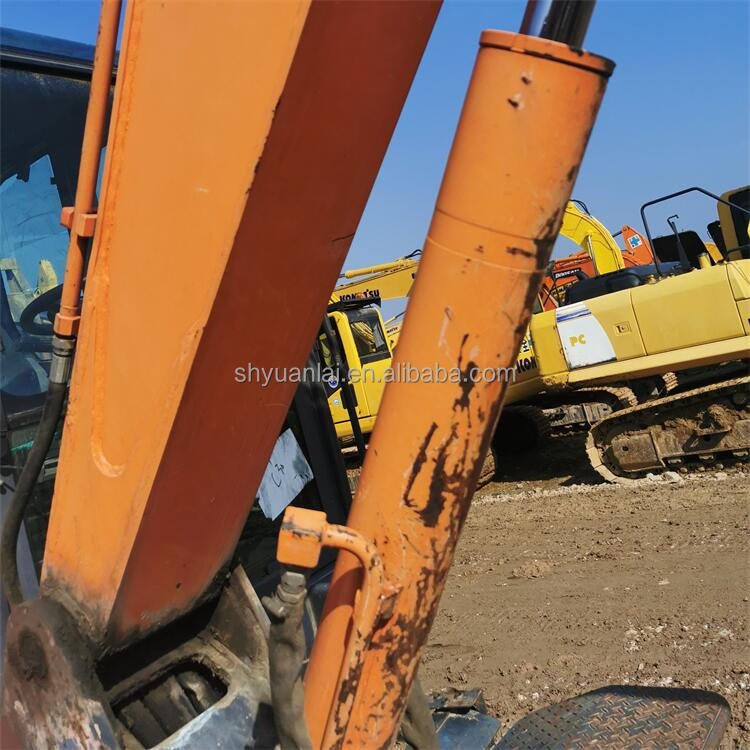 5550kg Operating Weight Second Hand DOOSAN DX60W Excavator for Energy-Saving Crushing