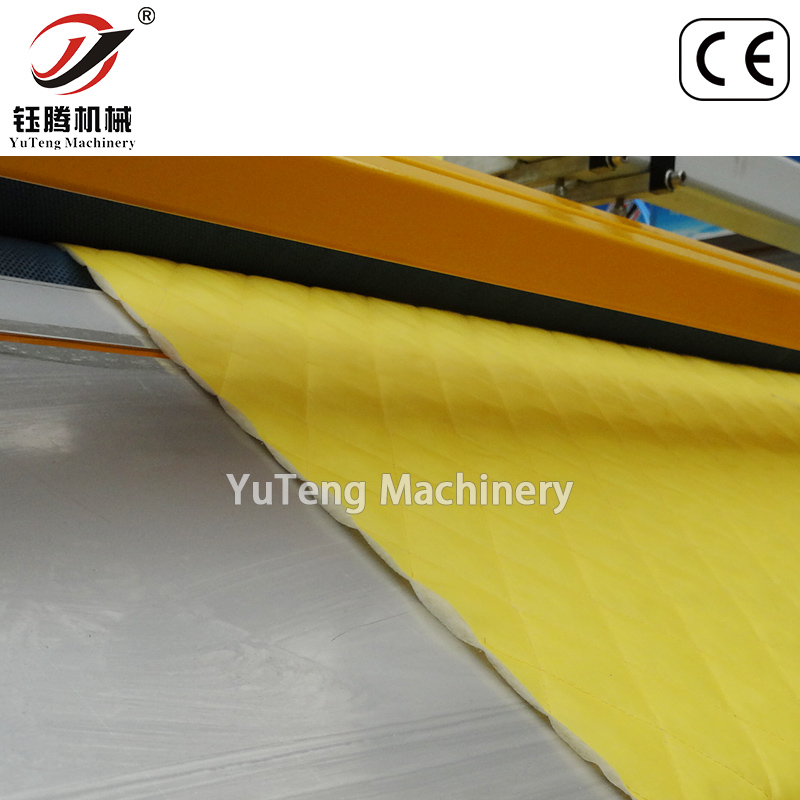 Automatic Quilting Computerized Fabric Cutting Machine For Mattress Seat Covers