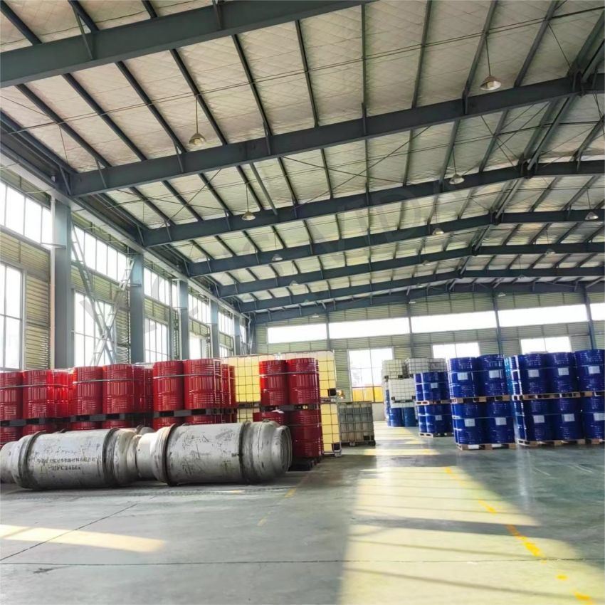 Wanhua Mdi Pm-200 with Competitive Price Poly Polyol Polyurethane Blend Polyol Isocyanate