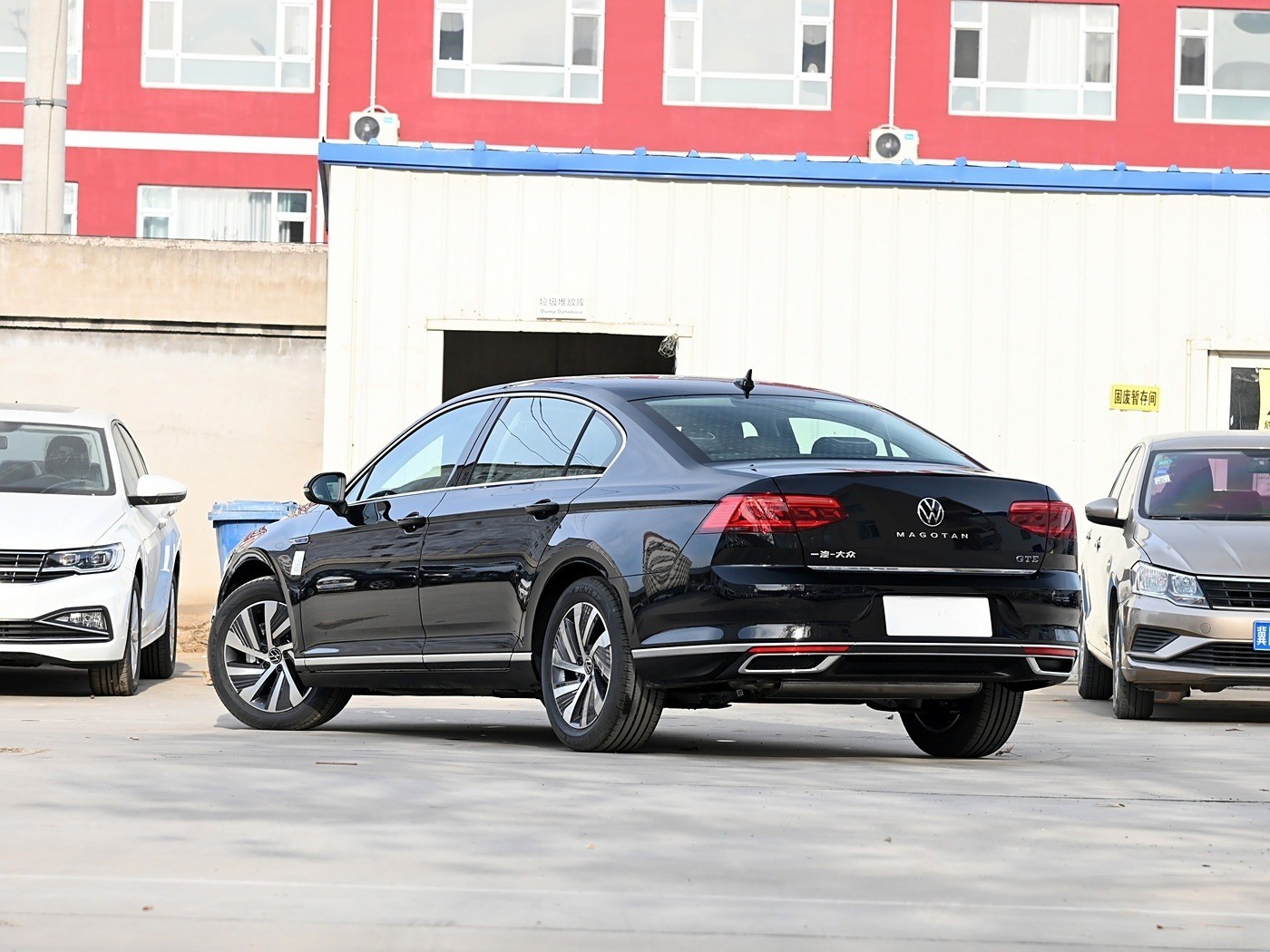 FAW Volk Swa Gen Magotan GTE 2022 Plug In Hybrid Luxury New Volkswagen Electric Car With 1.4T 150hp